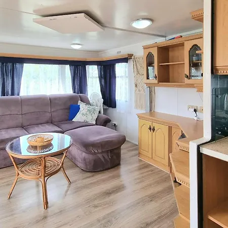 Mobile - Holenderski Przytulny, Wyposazony Z Ogrodzona Dzialka