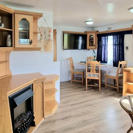 Dom wakacyjny Mobile - Holenderski Przytulny, Wyposazony Z Ogrodzona Dzialka