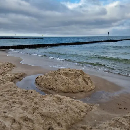 Mobile - Holenderski Przytulny, Wyposazony Z Ogrodzona Dzialka * Ustronie Morskie