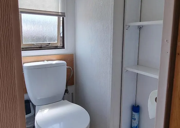 Casa de Férias Mobile - Holenderski Przytulny, Wyposazony Z Ogrodzona Dzialka