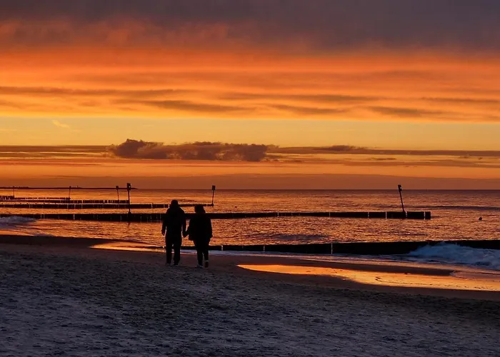 Mobile - Holenderski Przytulny, Wyposazony Z Ogrodzona Dzialka Ustronie Morskie