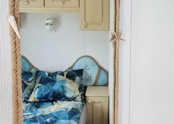 Casa de Férias Mobile - Holenderski Przytulny, Wyposazony Z Ogrodzona Dzialka