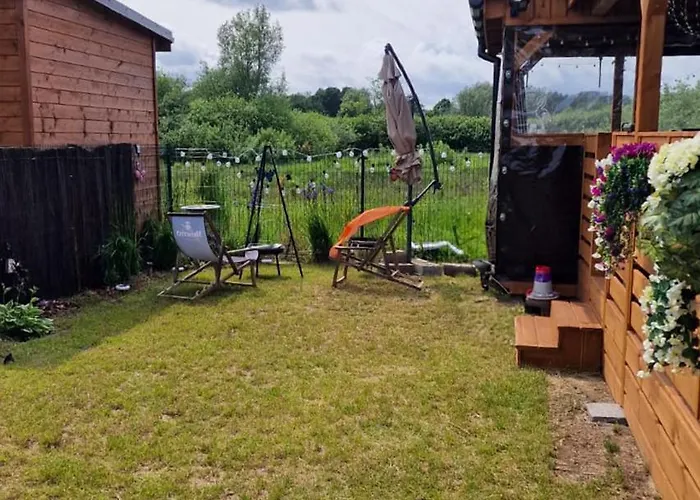 Mobile - Holenderski Przytulny, Wyposazony Z Ogrodzona Dzialka * Ustronie Morskie